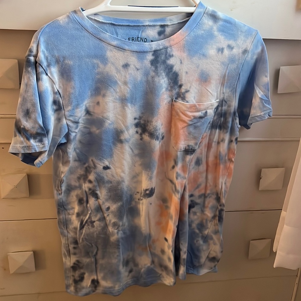 Aeropostale tie-dye girlfriend tee